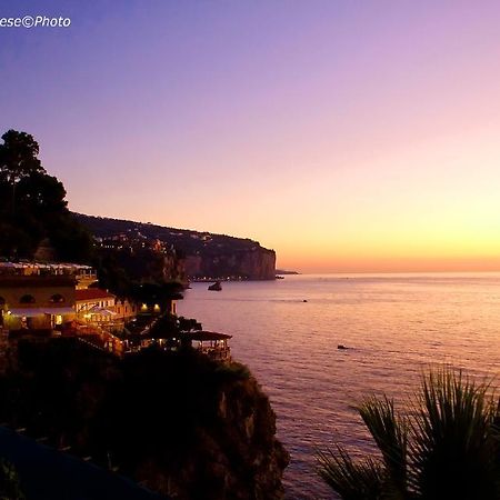 Hotel Scrajo Wellness & Mineral Spa Neapolitan Riviera エクステリア 写真
