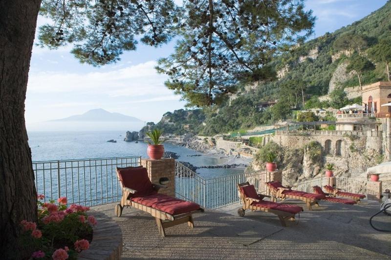 Hotel Scrajo Wellness & Mineral Spa Neapolitan Riviera エクステリア 写真